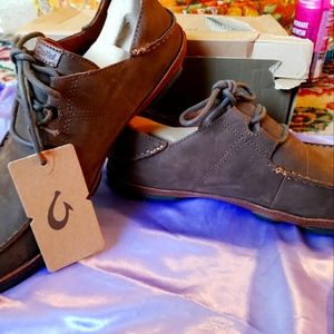 Size 12 OluKai Mens Lace Up